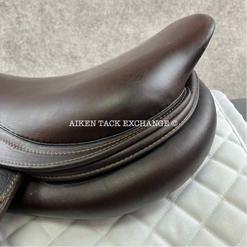 2015 CWD SE02 Close Contact Jump Saddle, 17" Seat, 3L Flap, Medium Tree, Foam Panels, Full Buffalo Leather