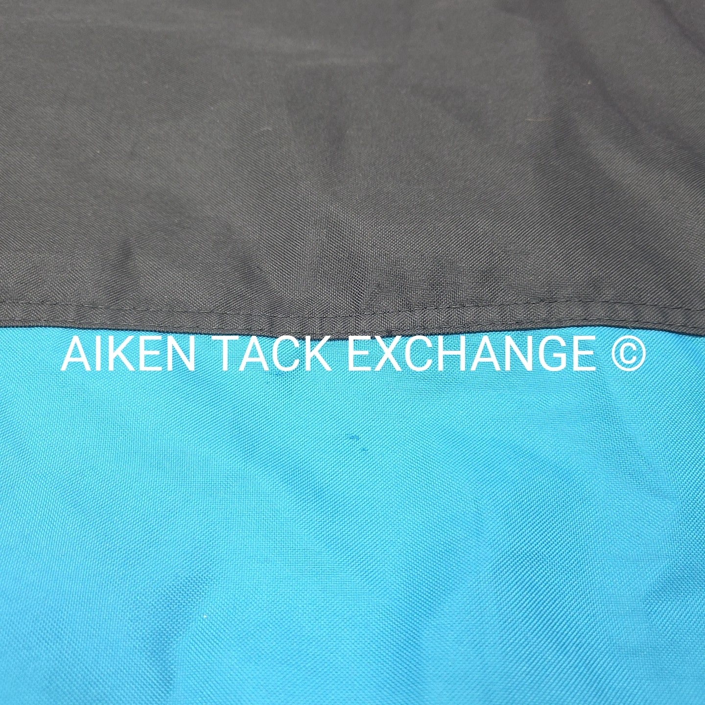 Horseware Mio 0g Turnout Sheet, 84" (lining has some rips/tears)