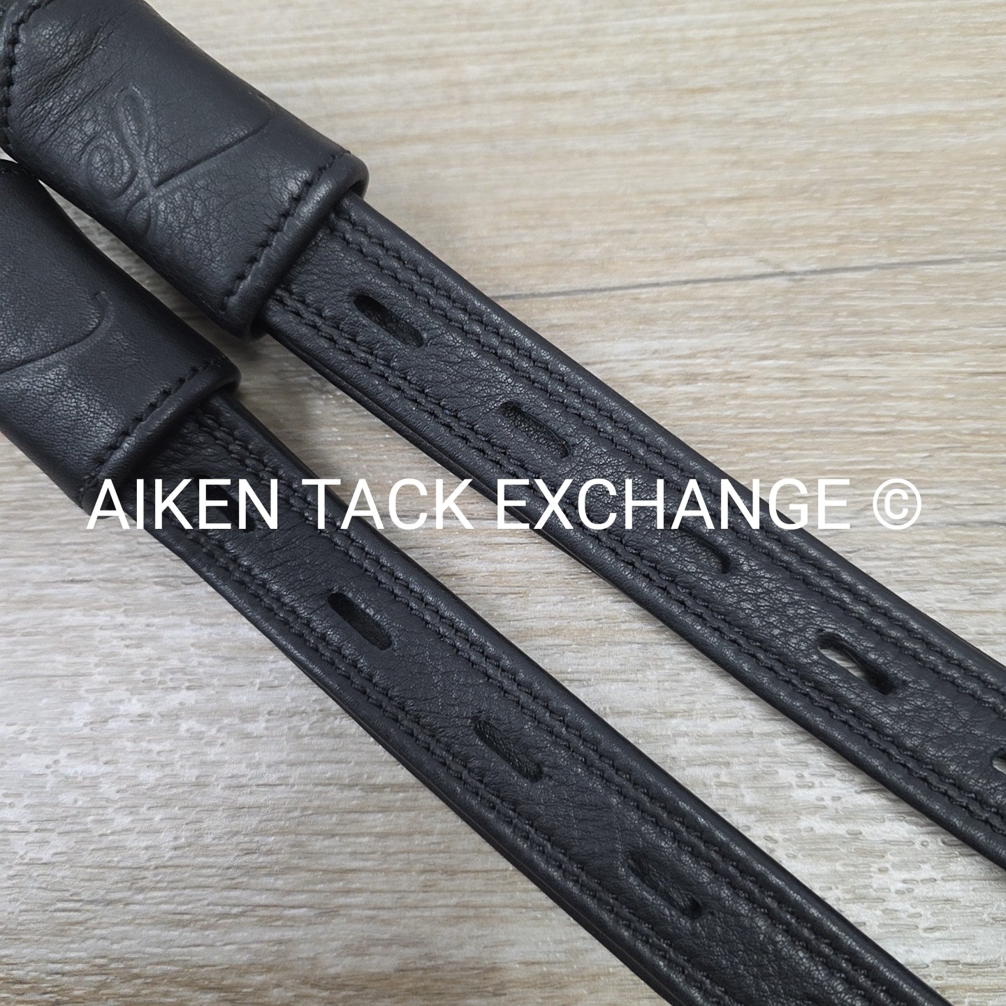 Webber Single Strap Stirrup Leathers, Black