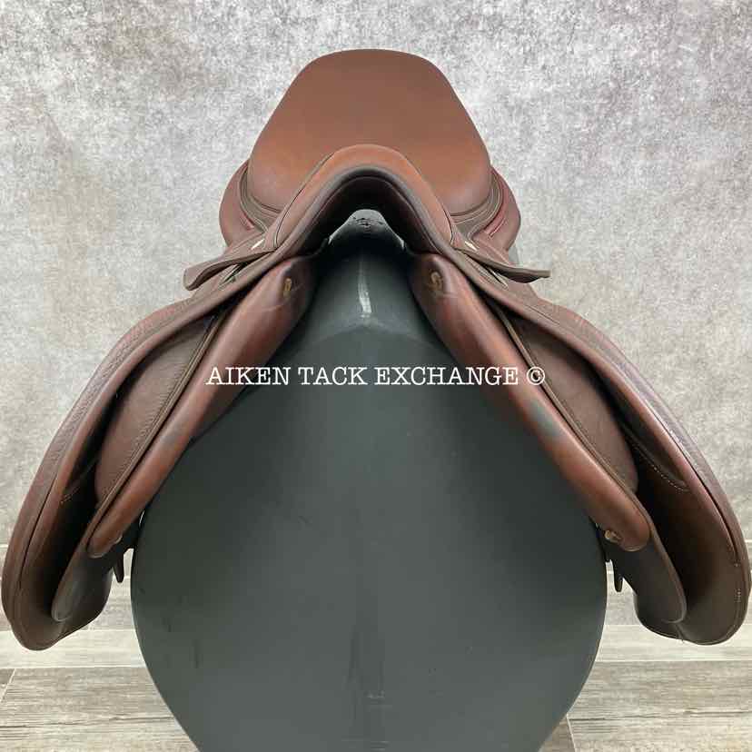 2020 Arion J3 Close Contact Jump Saddle, 17.5" Seat, 3A Flap, Medium Wide Tree, Shoulder-Free Panels, Full Buffalo Leather