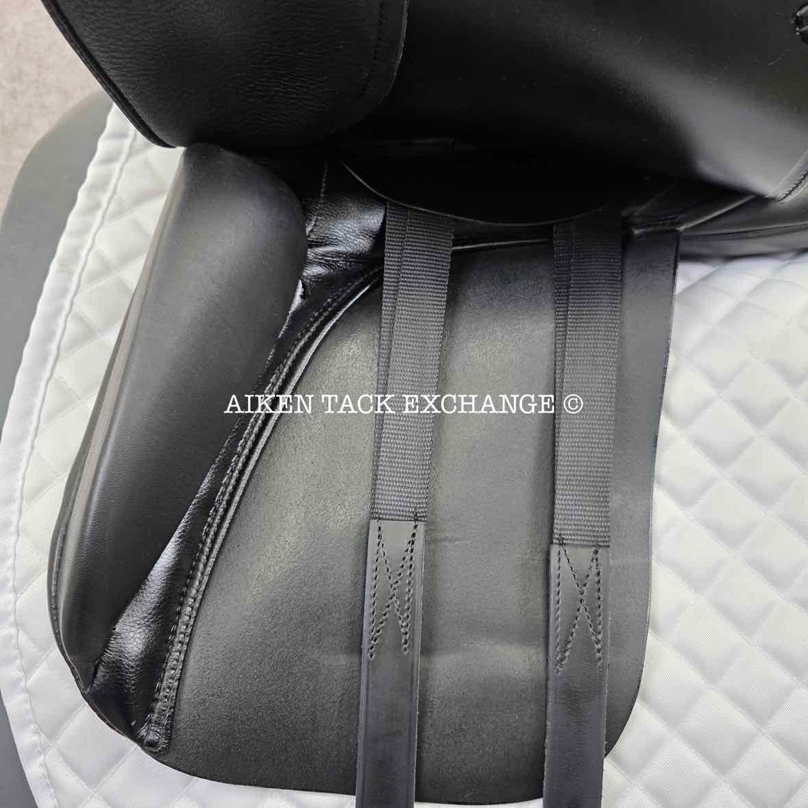 2018 Stubben Virginia Deluxe Dressage Saddle, 17.5" Seat, 29cm Tree - Medium, Wool Flocked Panels