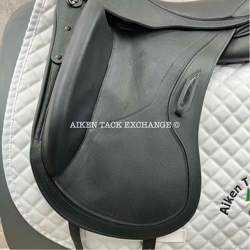 2023 Aviar Rook 2.0 Monoflap Dressage Saddle, 17.5" Seat, Adjustable Tree, Foam Panels