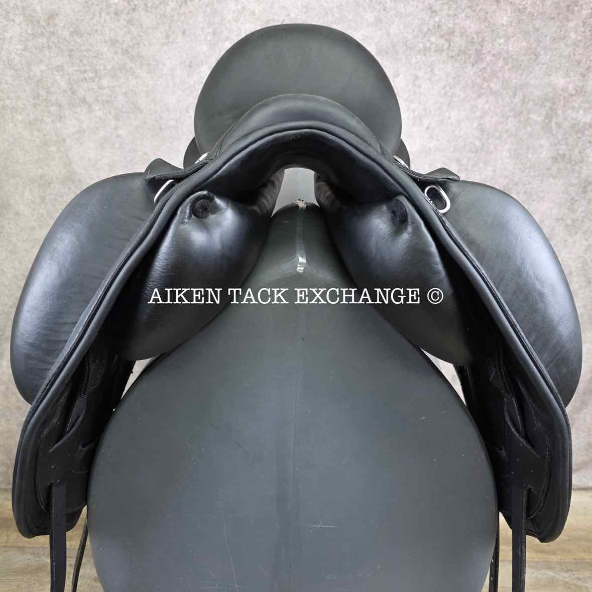 2017 Erreplus Freestyle Monoflap Dressage Saddle, 17" Seat, Adjustable Tree, Wool Flocked Panels