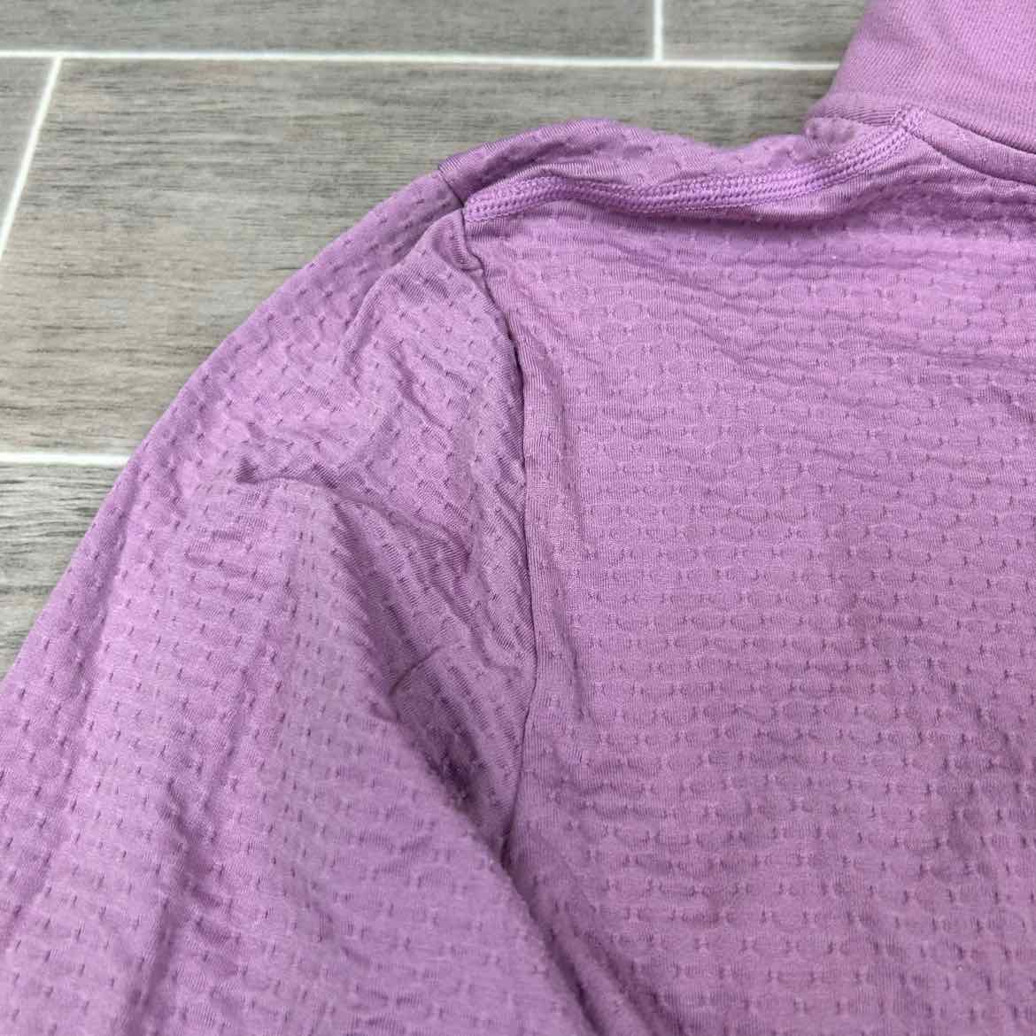 Mountain Horse Long Sleeve Base Layer Top, Size Small