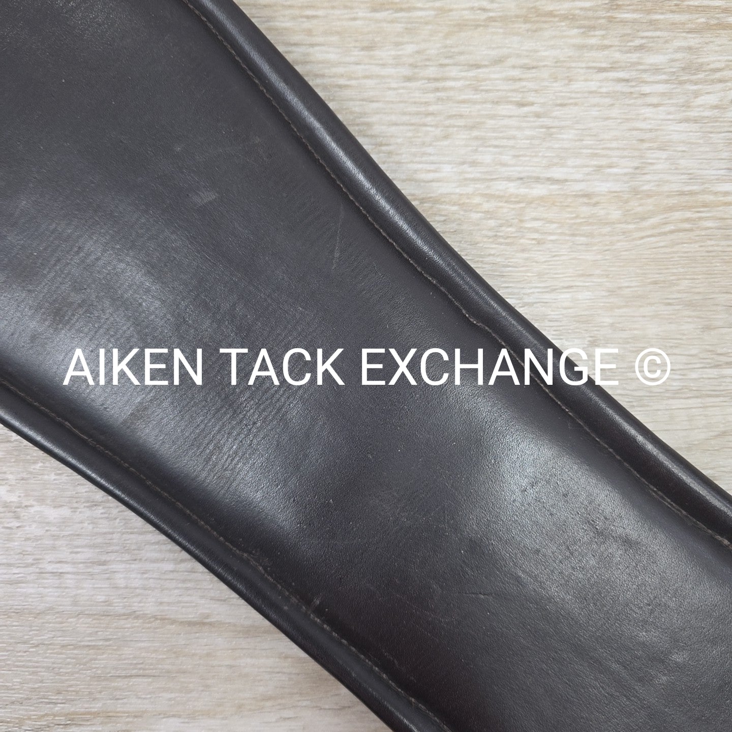Ovation Monoflap Event Leather Girth 32"