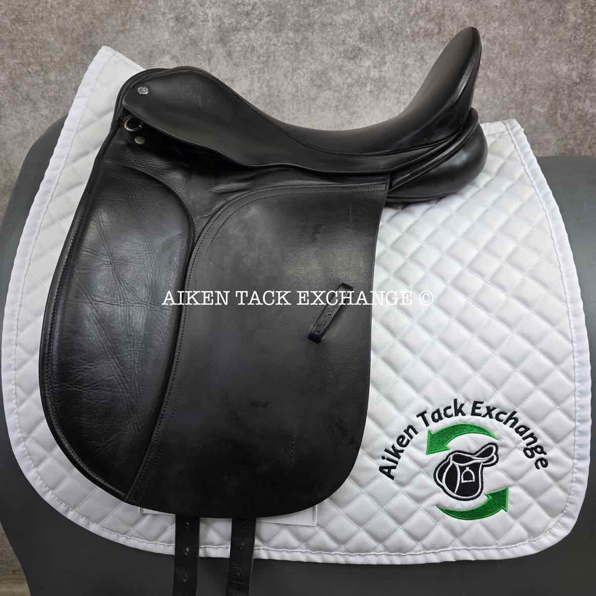 1997 County Competitor Dressage Saddle, 17" Seat, Wide Tree, Wool Flocked Panels