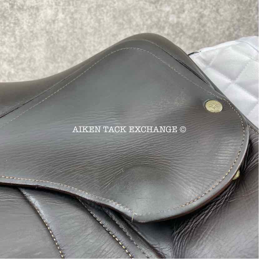 2012 Voltaire Palm Beach Close Contact Jump Saddle, 17.5" Seat, 3A Flap, Medium Wide Tree, PRO Panels, Full Buffalo Leather