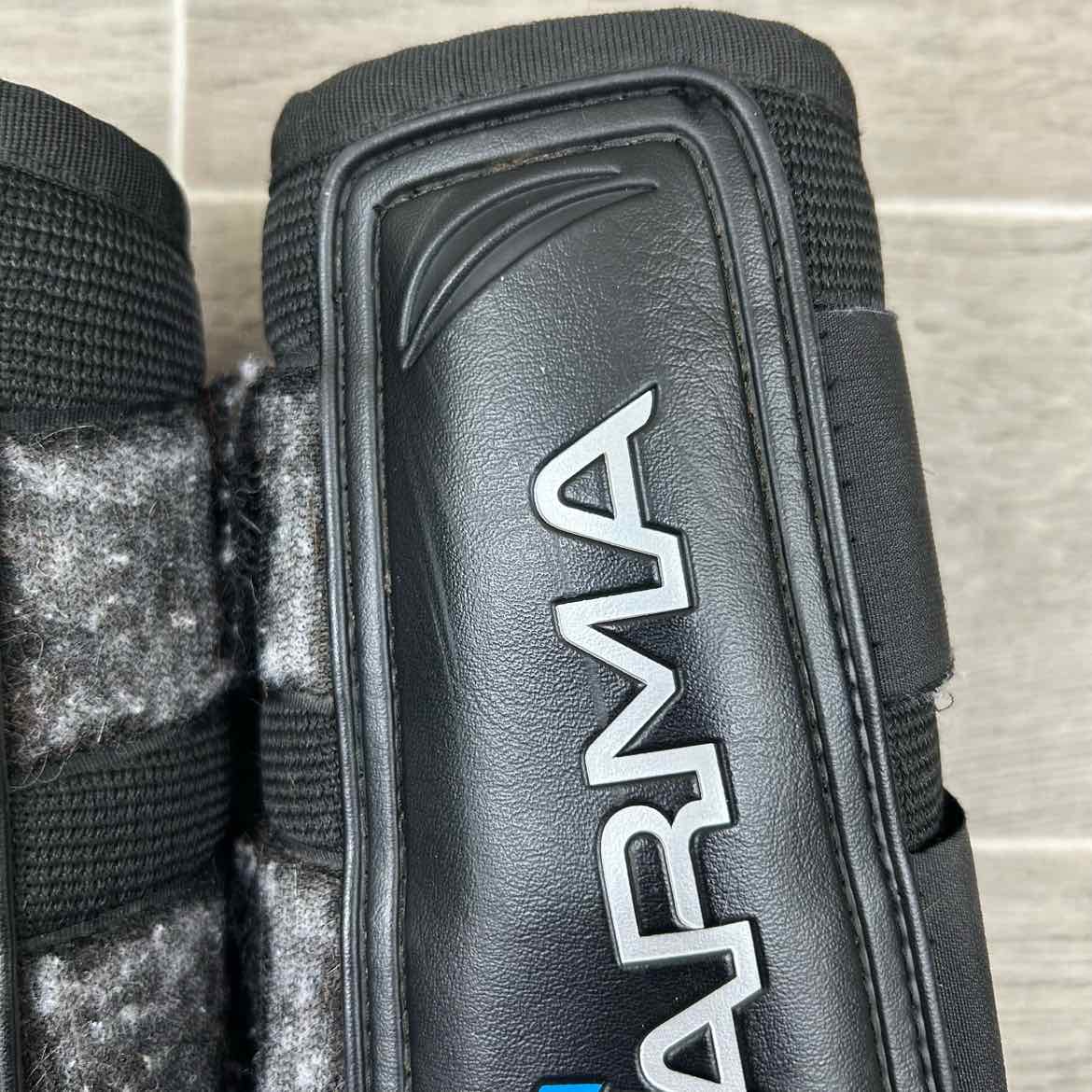 Shires Arma Air Motion Brushing Boots, Size Cob