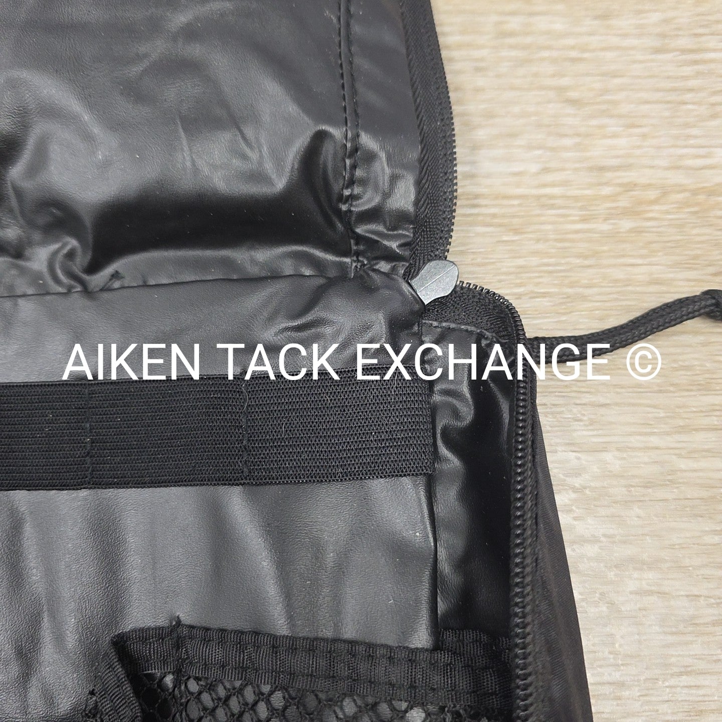 NBHA Hanging Travel Bag