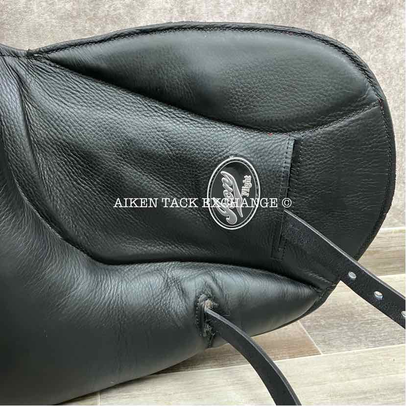 2021 Custom Saddlery Icon Flight Monoflap Dressage Saddle, 17.5" Seat, Short Flap, Adjustable Tree, Wool Flocked Panels