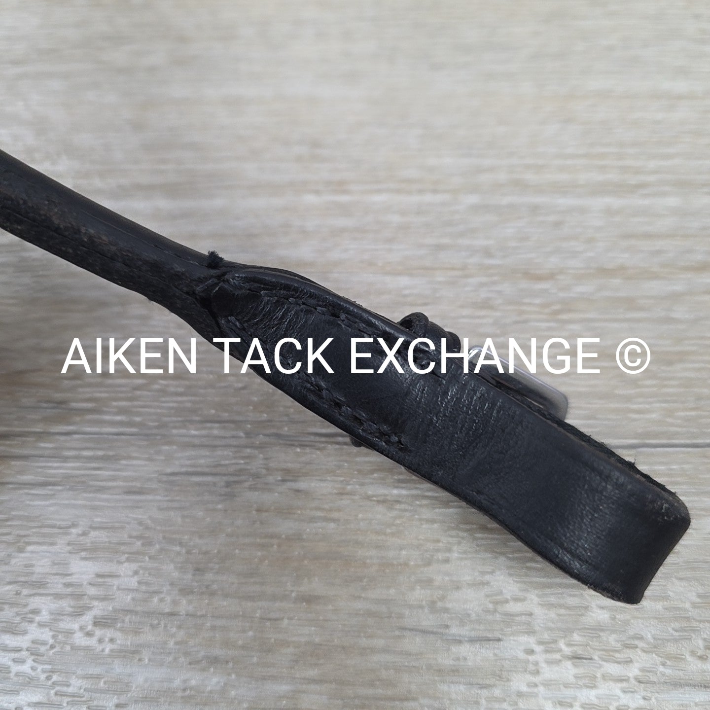 Tory Leather Rolled Grab Strap, Black