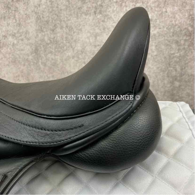 2021 Black Country Vinici Monoflap Dressage Saddle, 17" Seat, Wide Tree, Wool Flocked Panels