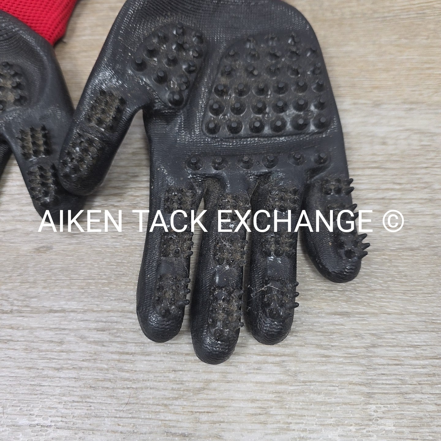 HandsOn Grooming Gloves, Size Medium