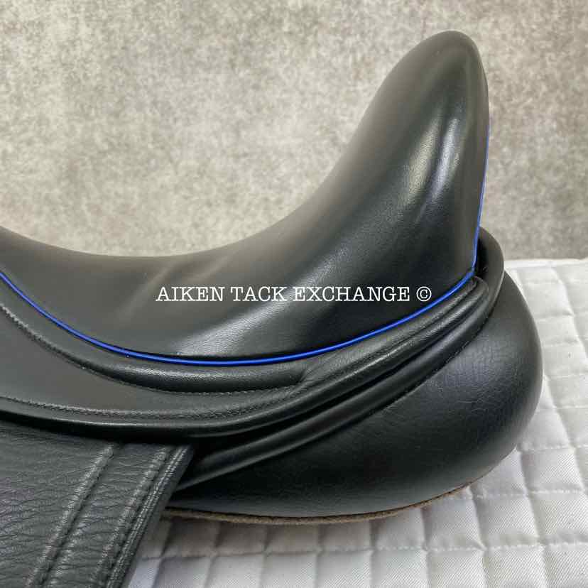 **SOLD** 2015 Black Country Carlow Dressage Saddle, 17.5" Seat, Medium Wide Tree, Wool Flocked Serge Panels