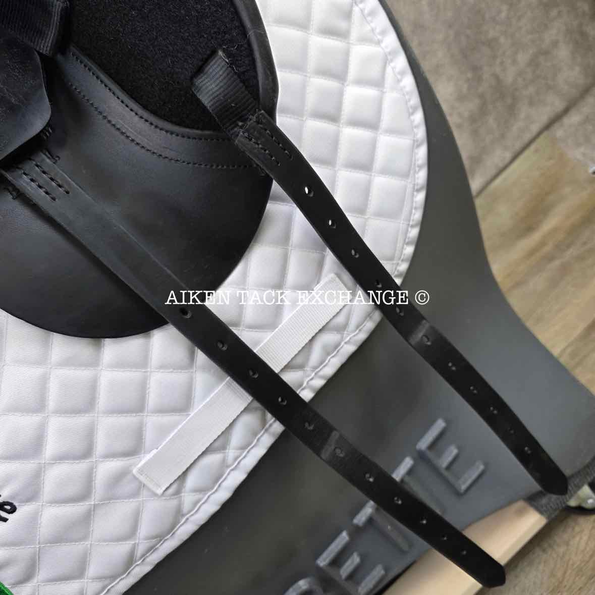 Borne Olympia Dressage Saddle, 17.5" Seat, Extra Wide Tree, Wool Flocked Panels