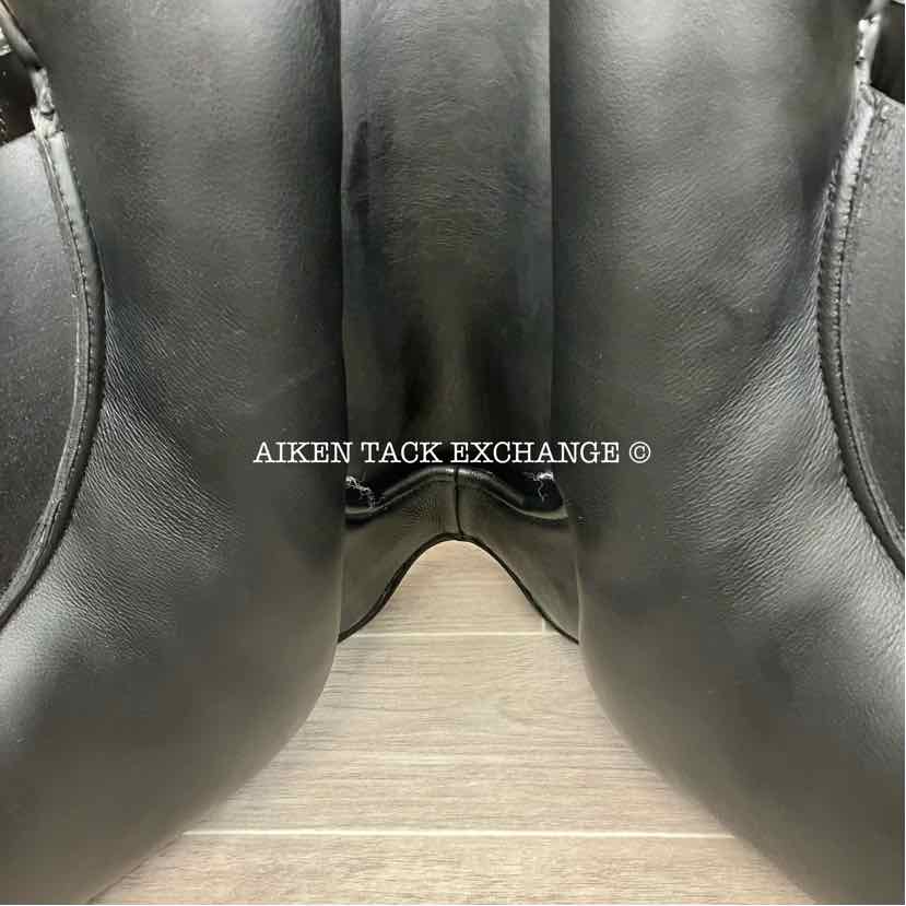 2024 Sella Soleil Passagio Dressage Saddle, 17" Seat, MW/W Tree, Wool Flocked Panels