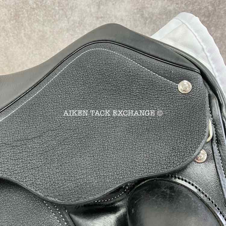 2024 Custom Saddlery Everest R Monoflap Dressage Saddle, 18" Seat, Adjustable Tree, Wool Flocked Panels