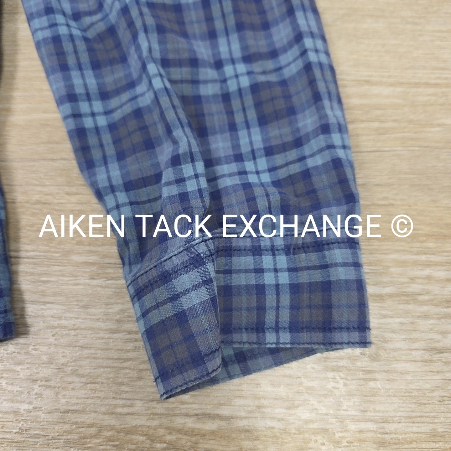Bit & Bridle Button Up Lightweight Flannel, Women's XLarge
