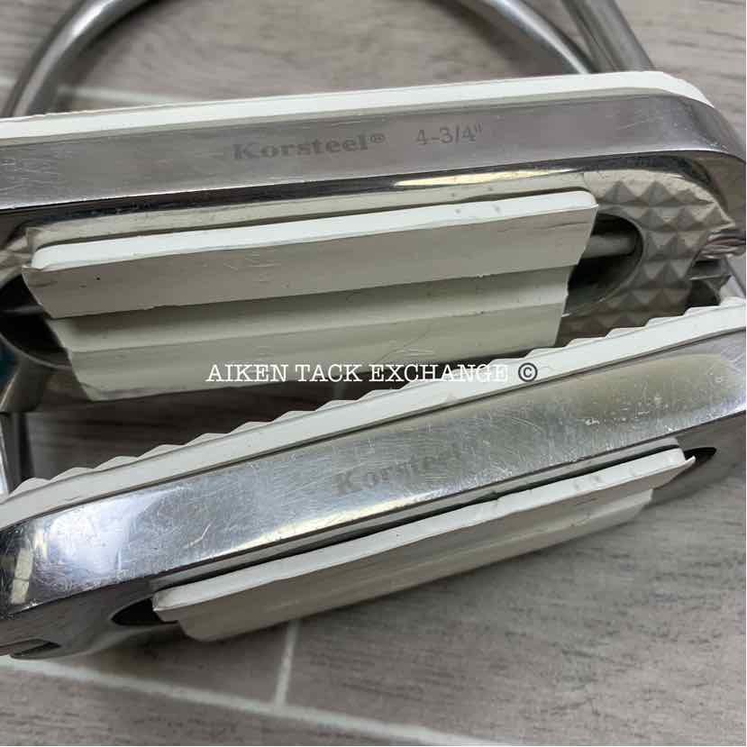 Korsteel Flex II Stirrup Irons 4.75"