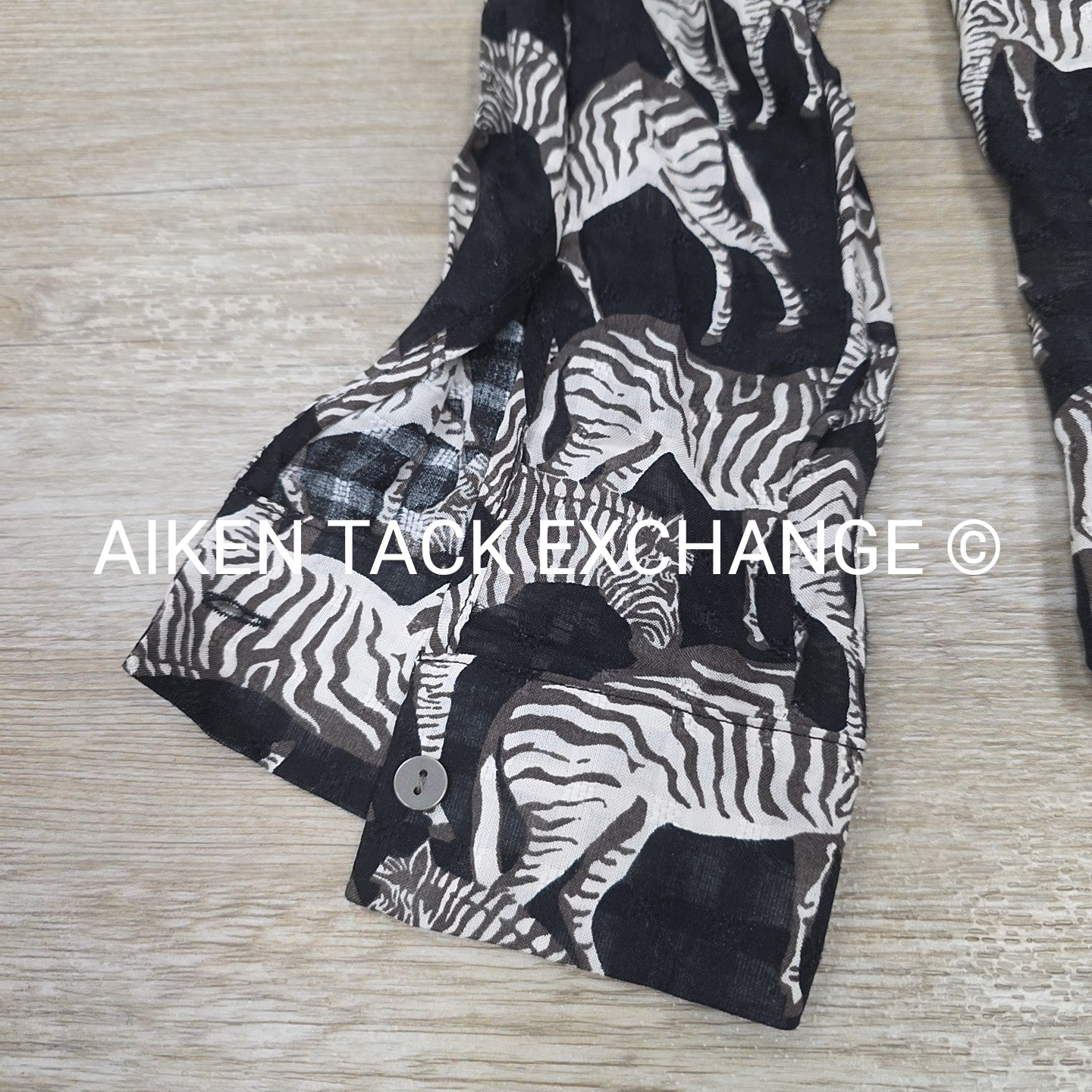 Jane & Delancey Long Sleeve Top, Size Small
