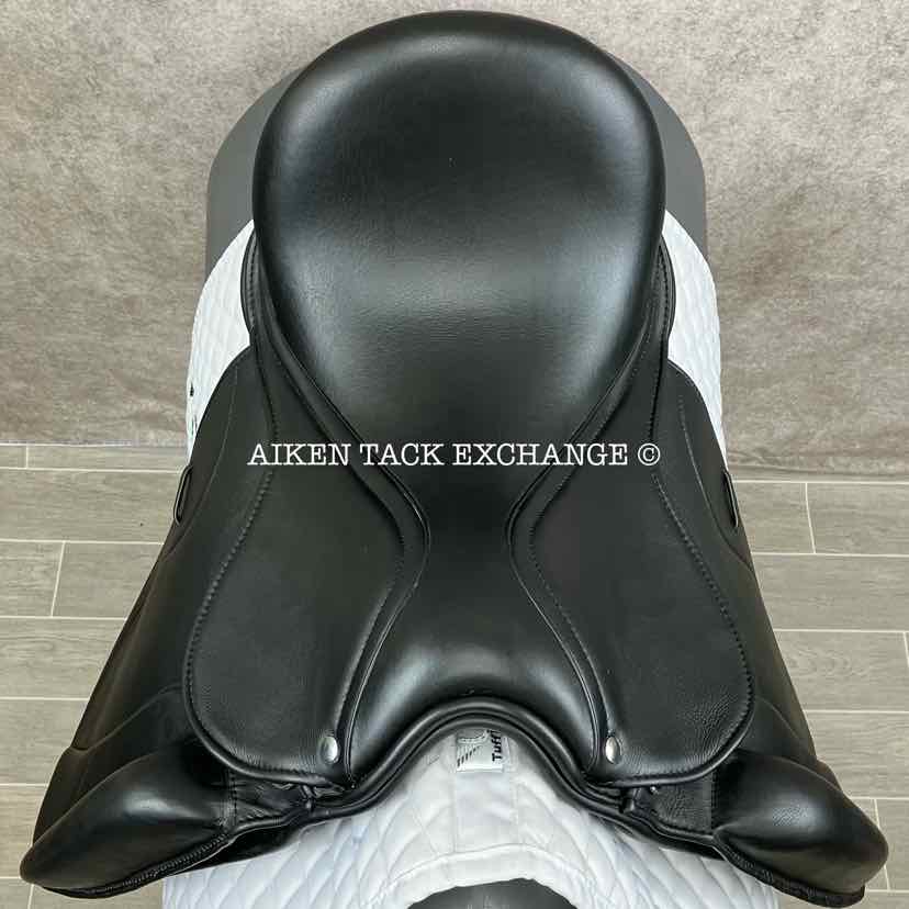 2024 Sella Soleil Passagio Dressage Saddle, 17" Seat, MW/W Tree, Wool Flocked Panels