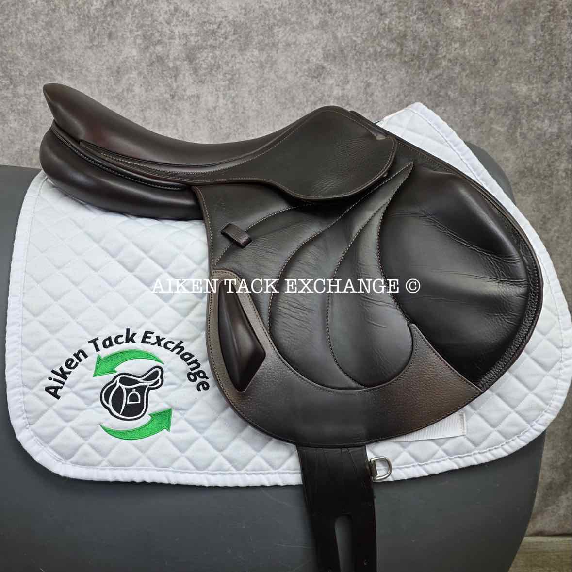 2018 Antares Evolution Monoflap Jump Saddle, 18" Seat, 2AAB Flap, M/MW Tree, Foam Panels, Full Buffalo Leather