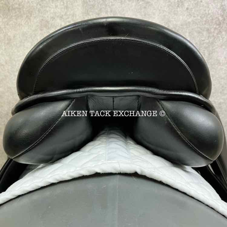 Klimke XCH Dressage Saddle, 17" Seat, Adjustable Tree - Changeable Gullet, Wool Flocked Panels