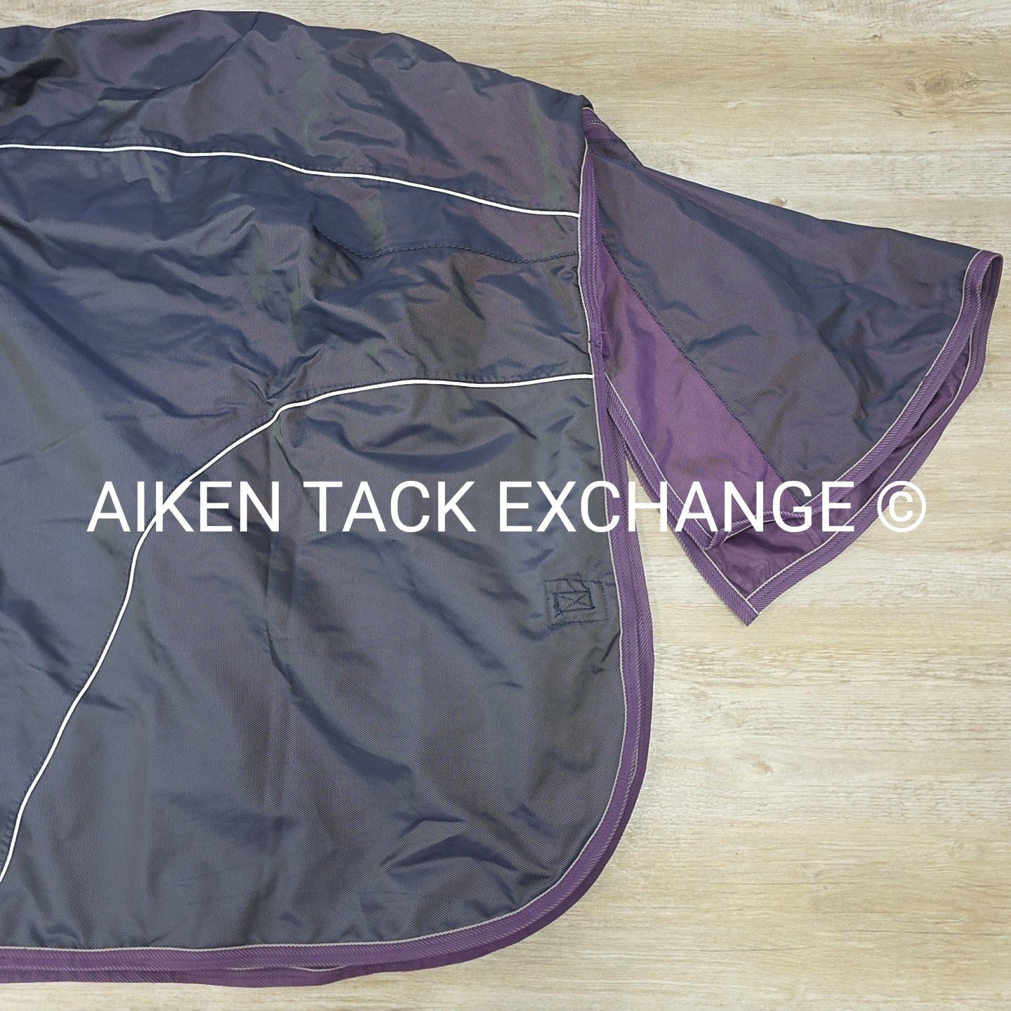 Weatherbeeta Taka Contour High Neck Medium Weight Turnout Blanket, 84"