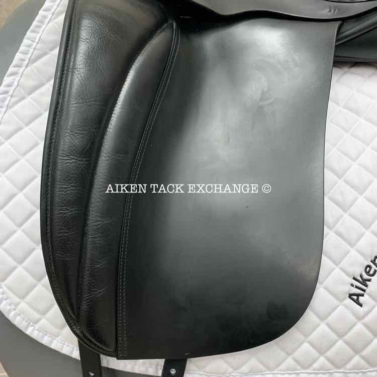 **SOLD** 2013 Hulsebos DR CC Dressage Saddle, 18" Seat, Medium Tree, Wool Flocked Panels