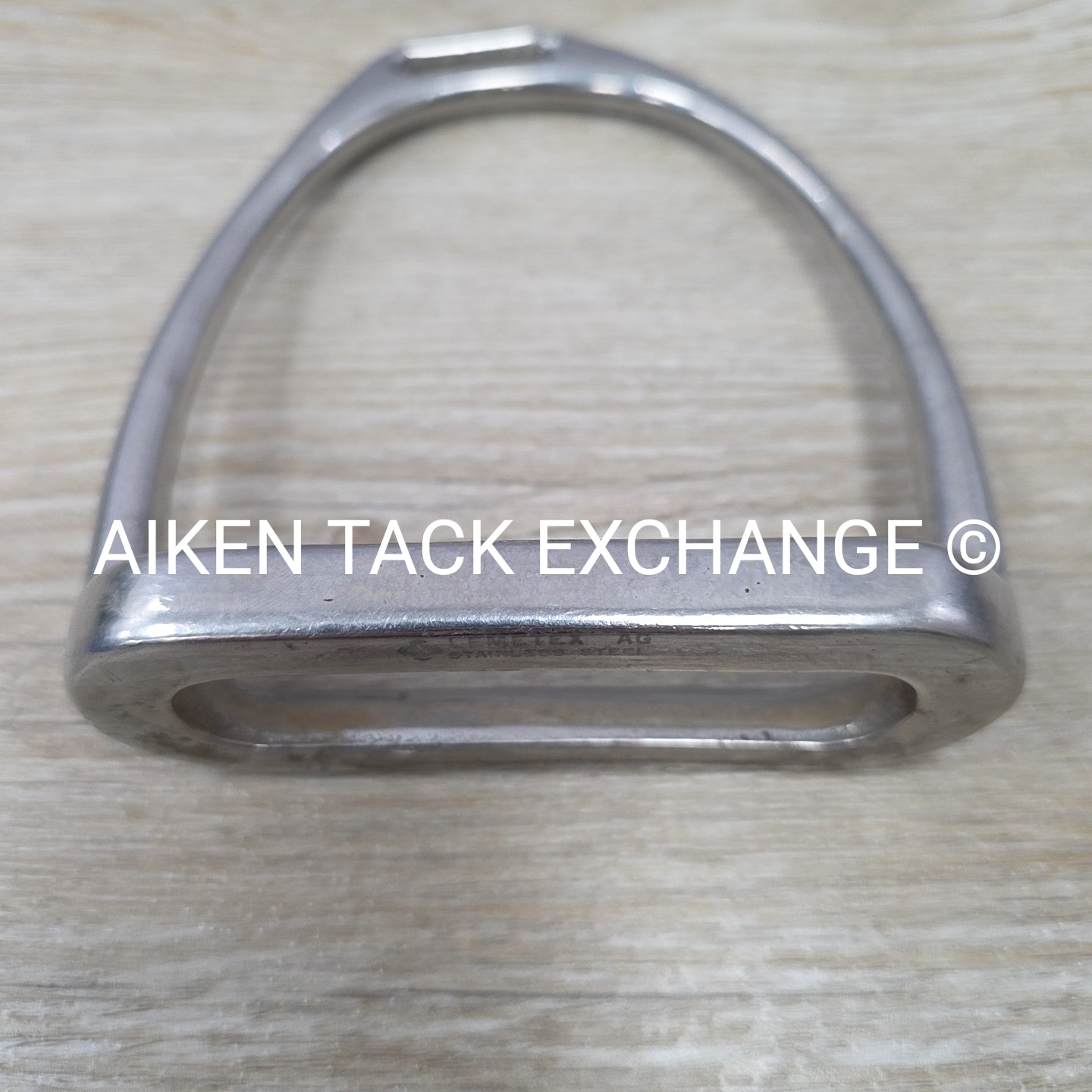 Courbette Lemetex Offset Stirrup Irons, 4"