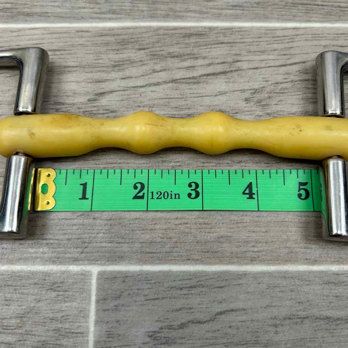 Happy Mouth Shaped Mullen Mouth King Hunter D Ring Bit 5.5"