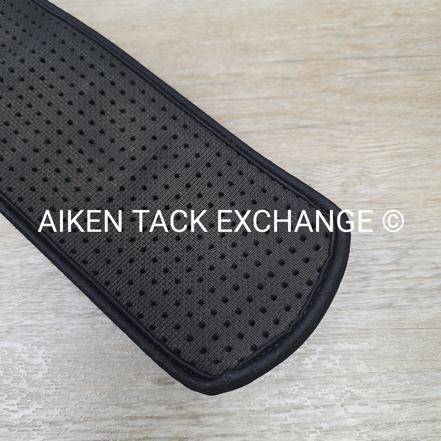 Professional's Choice SMx VenTech Girth, Black, 26"