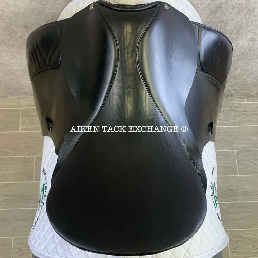 Monturas Lucas Talavera Dressage Saddle, 17.5" Seat, Medium Wide Flex Tree, Foam Panels