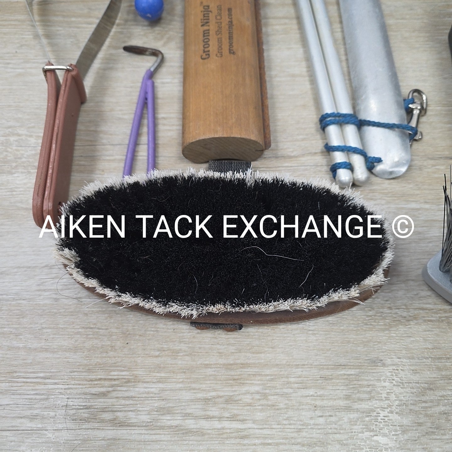 BARGAIN BUNDLE: Grooming Kit & Supplies