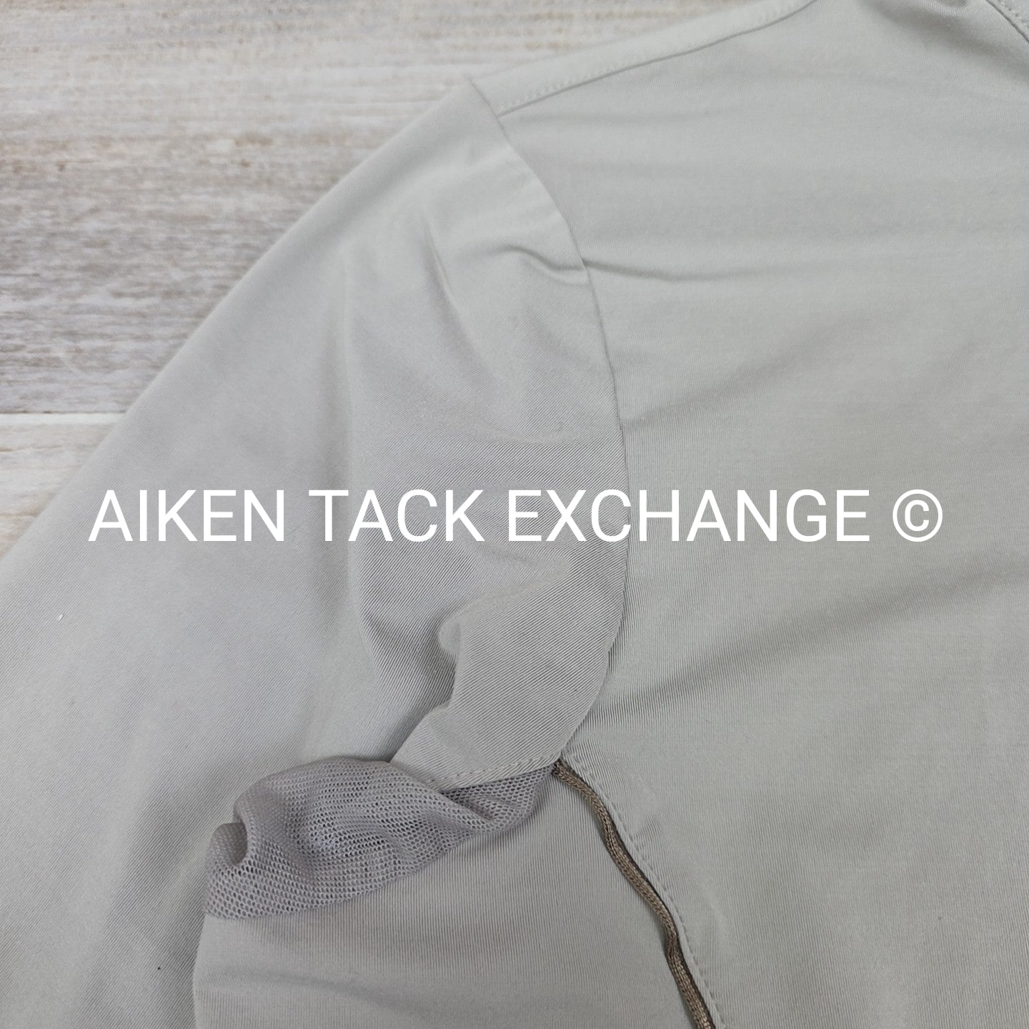 Arista Long Sleeve Show Shirt, Women's XLarge (has blemishes)