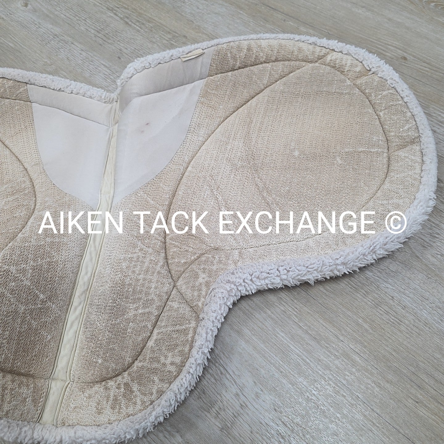 Success Equestrian Deluxe Hunter No-Slip Pad, Size Large / 17" - 17.5"