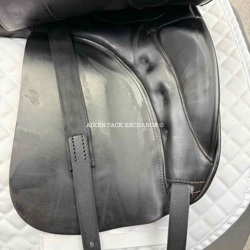 2009 Prestige Grand Dressage Saddle, 17" Seat, 33 Tree - Medium, Wool Flocked Panels