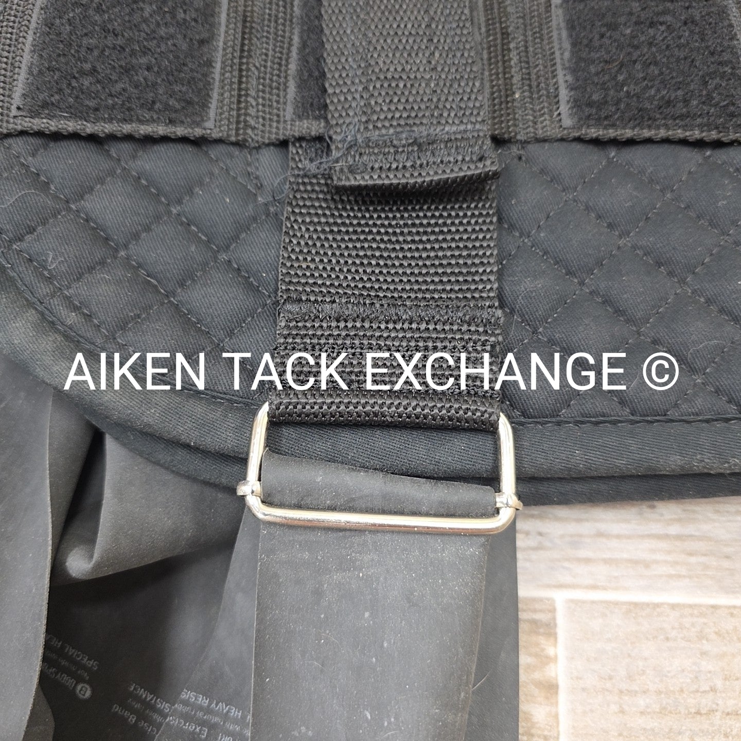 Shires Arma Contour Pro Dressage Saddle Pad with Elastic Training Bands