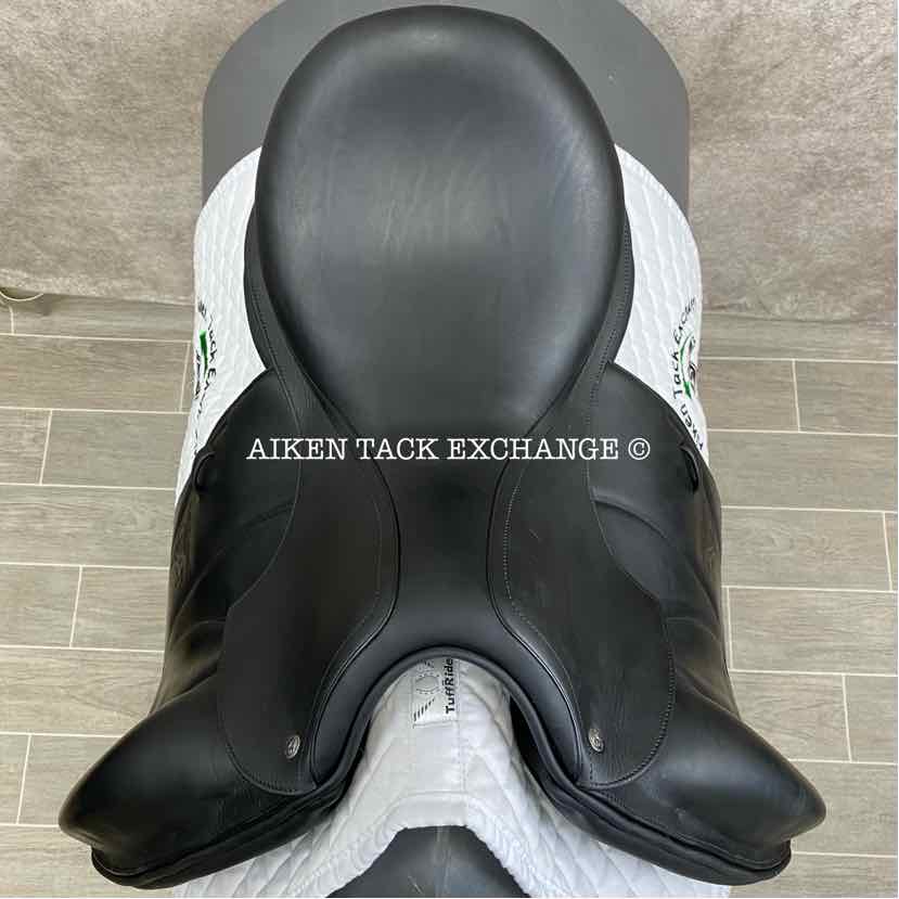 2019 Voltaire Adelaide Monoflap Dressage Saddle, 18" Seat, 2A Flap, Medium Wide/Wide Tree, PRO Panels, Full Buffalo Leather
