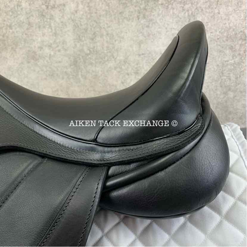 2018 Custom Saddlery Advantage Monoflap Dressage Saddle, 17.5” Seat, Adjustable Tree, Wool Flocked Panels