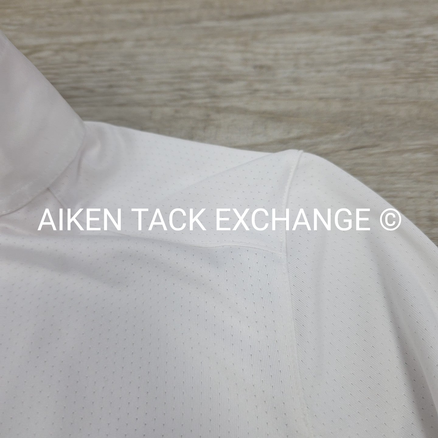Essex Classics Talent Yarn Long Sleeve Sun Shirt Show Shirt, Size X-Small