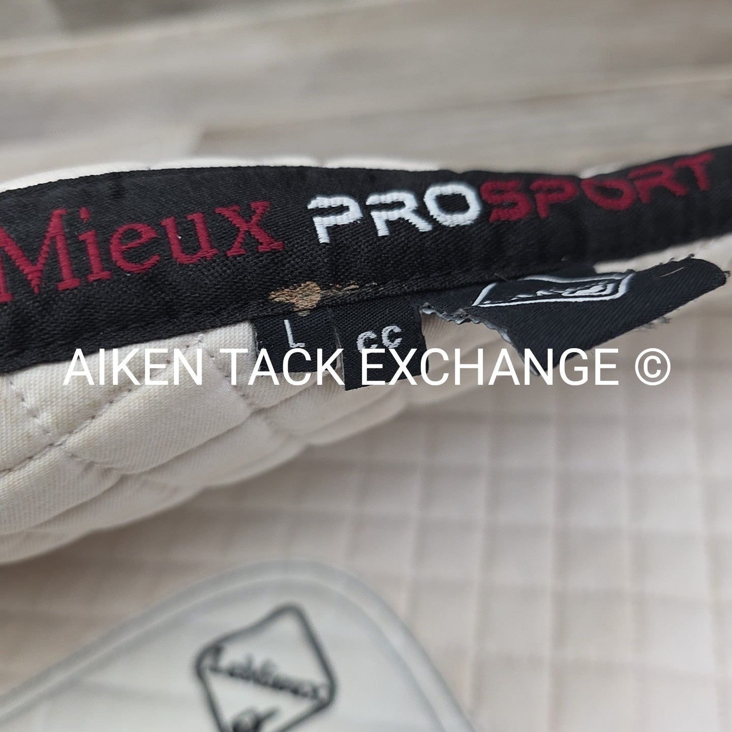 LeMieux Close Contact All Purpose Saddle Pad, Size Large