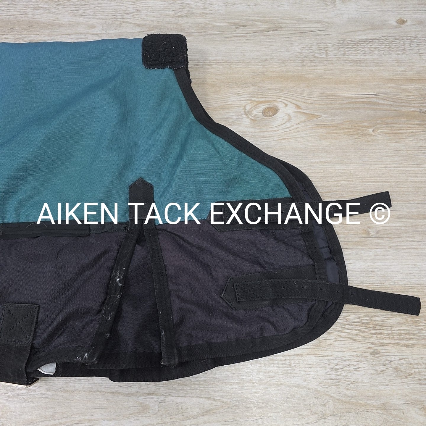 Polar Shield Light Weight Turnout Blanket, 40" (Has Been Repaired)