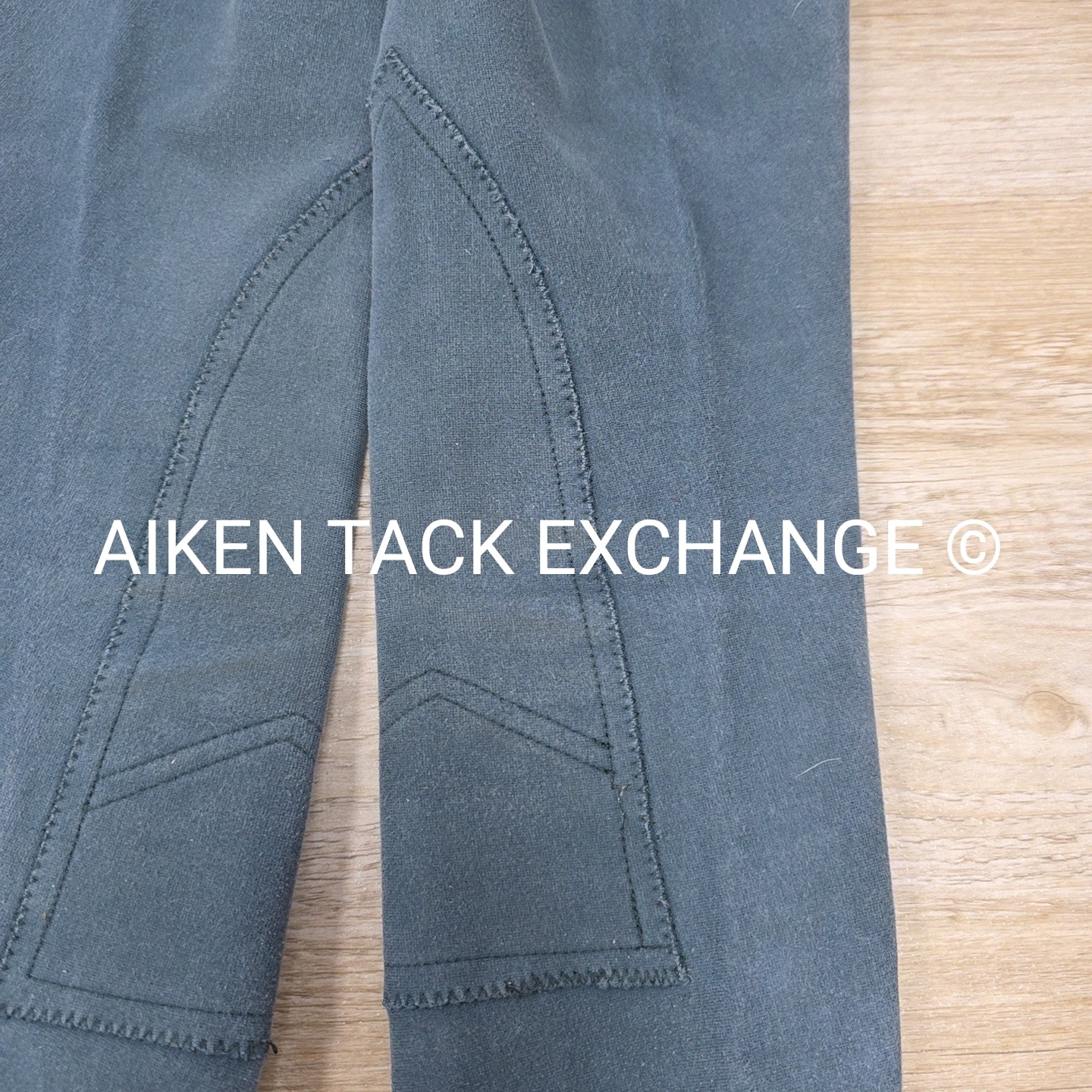 BARGAIN BUNDLE: Devon-Aire Full Seat & On Course Knee Patch Breeches, Size 26
