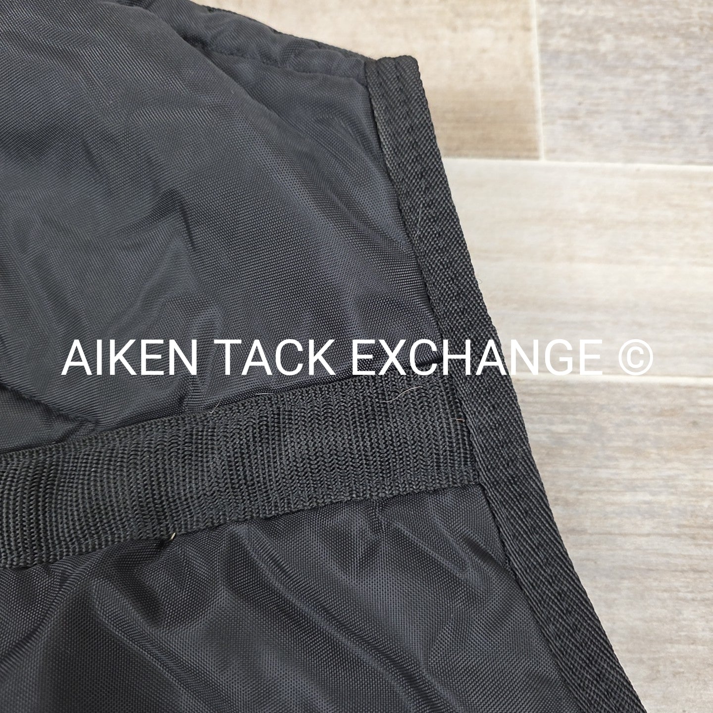 Schneiders Adjusta-Fit Closed Front Stable Blanket 74"