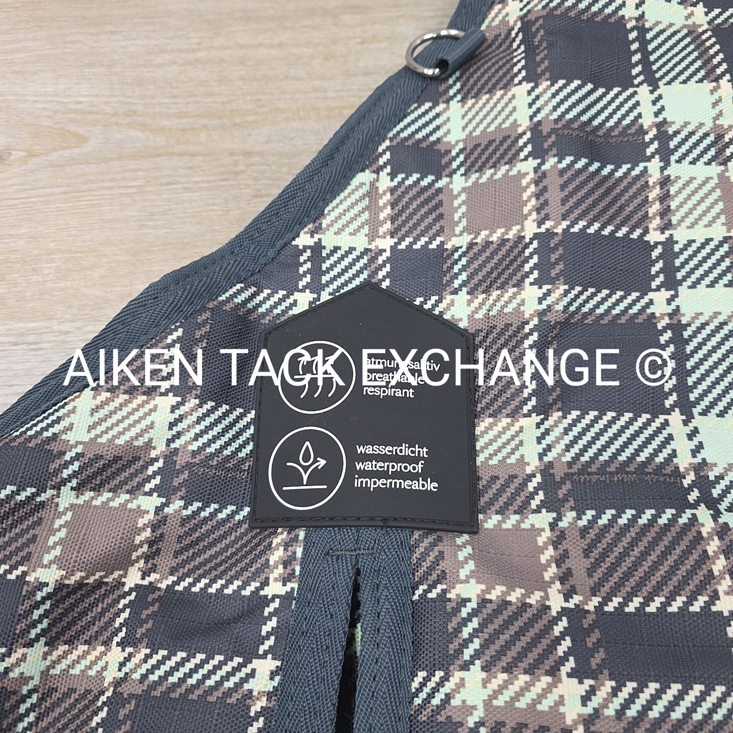 Horze Medium Weight Turnout Blanket, 75"