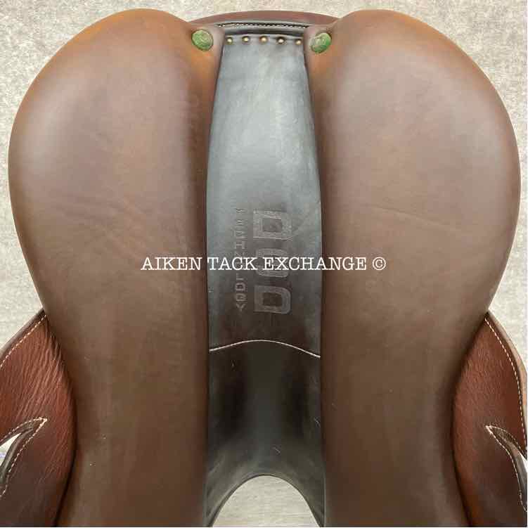 2014 Devoucoux Chiberta Junior Monoflap Jump Saddle, 16.5" Seat, 0A Flap, Medium Wide Tree, D3D Panels, Full Buffalo Leather