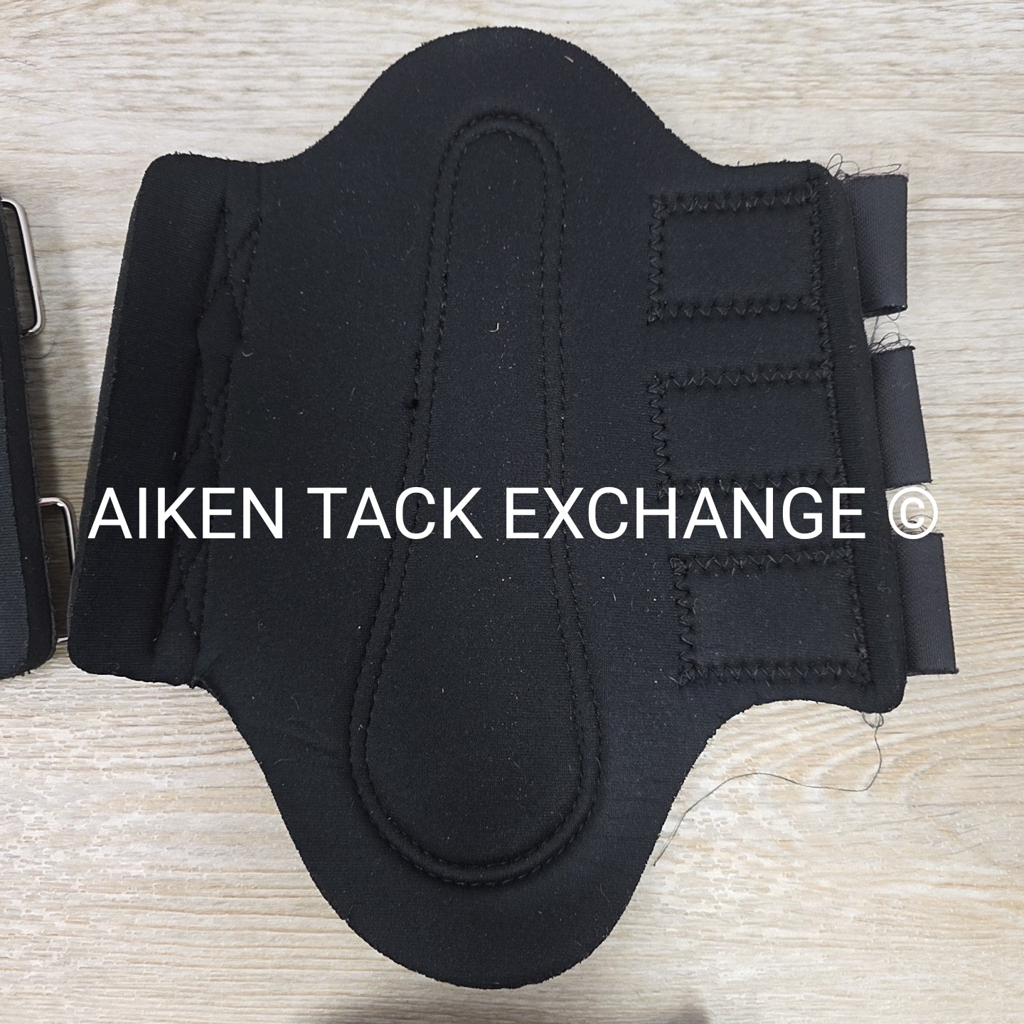 BARGAIN BUNDLE: EquiFit Essential EveryDay Boot, Front, Medium & SmartPak Brushi