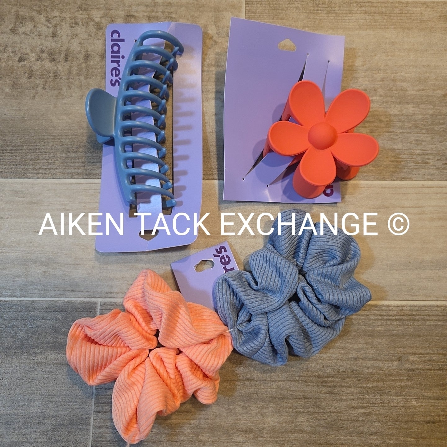 Claire's Hair Bundle - 2 Claw Clips, 2 Scrunchies