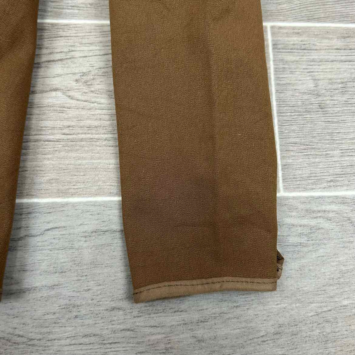Eqituff Children's Knee Patch Breeches, Brown, Size 10, Brand New